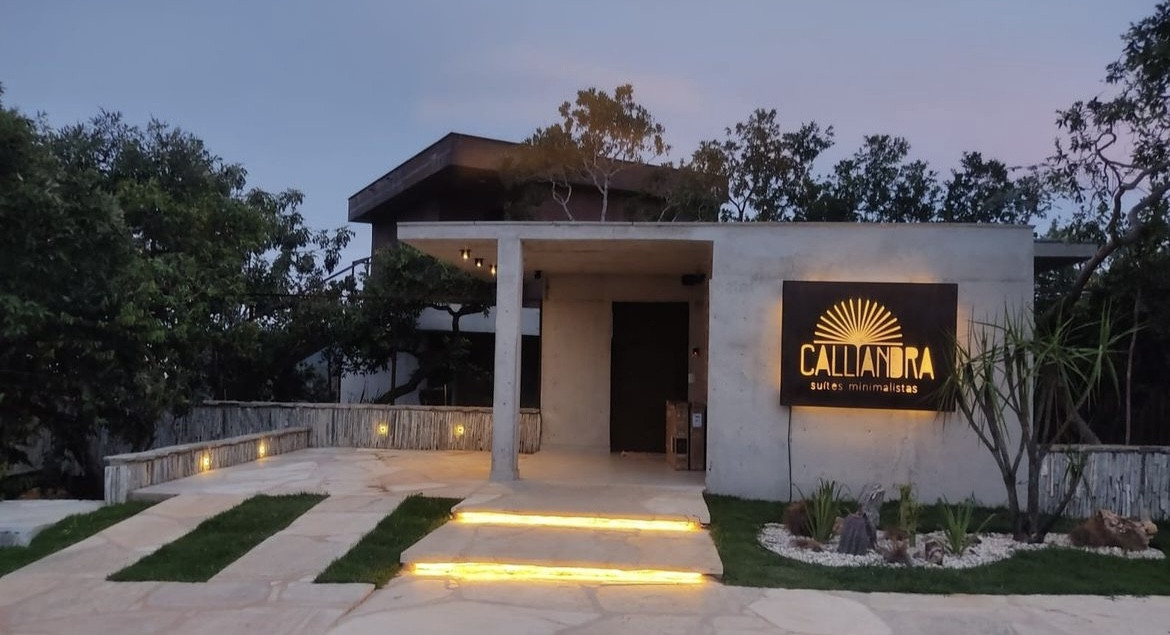 CALLIANDRA SUITES MINIMALISTAS
