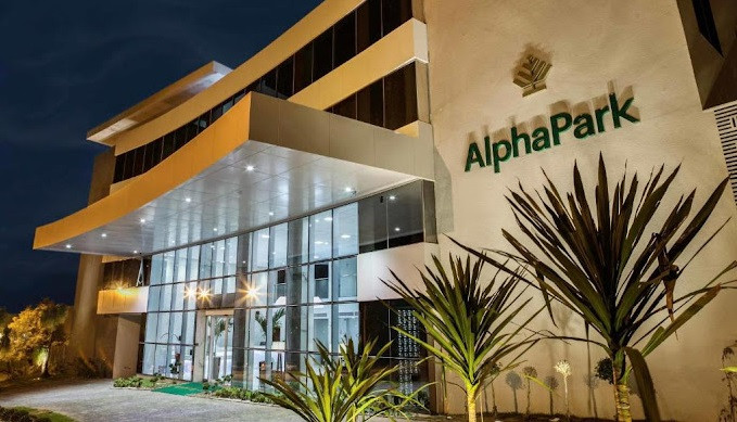Alpha Park Hotel